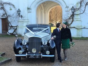 bentley-mk-6-1952-beatrice-with-the-happy-couple-2